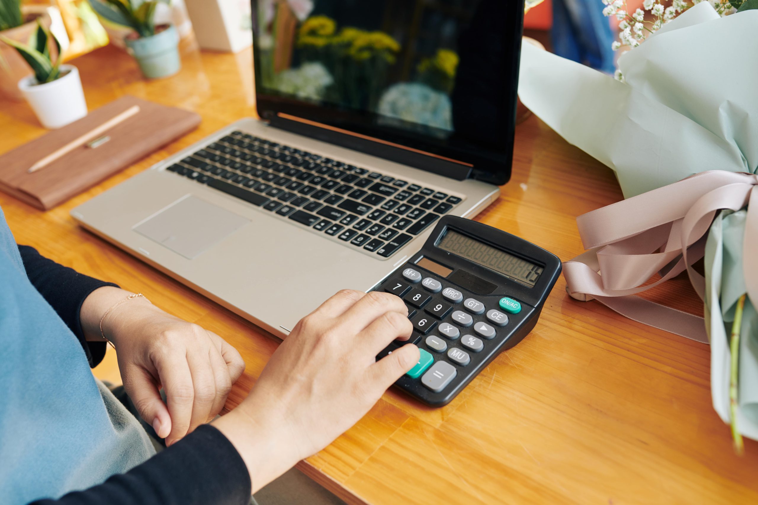 How to Set Competitive Pricing on Shopify